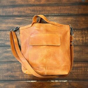 Brown leather women's bag